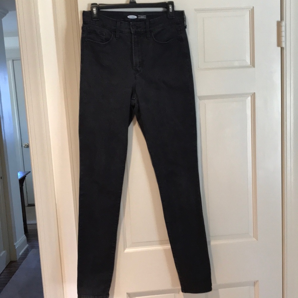 Women’s Old Navy black skinny jeans size 8 tall